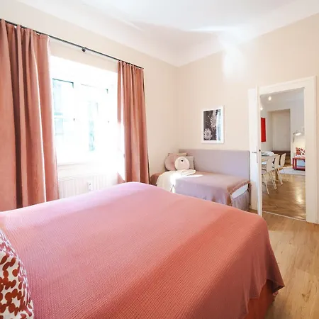 Lejlighed Red Flat–enchanting-beside Kf Uni–free Parking