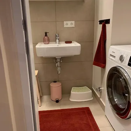 Lejlighed Red Flat–enchanting-beside Kf Uni–free Parking *