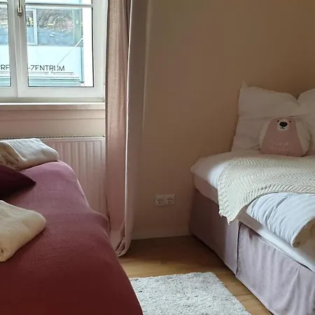 Lejlighed Red Flat–enchanting-beside Kf Uni–free Parking *