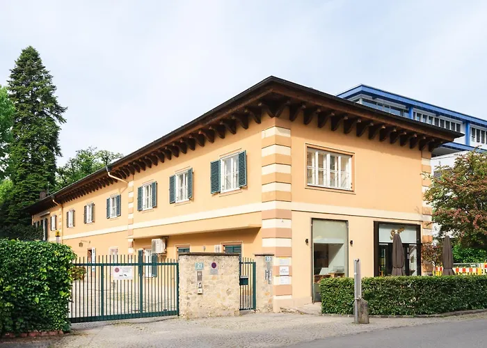 Red Flat By Grazrentals Direct By & Free Parking 公寓 *